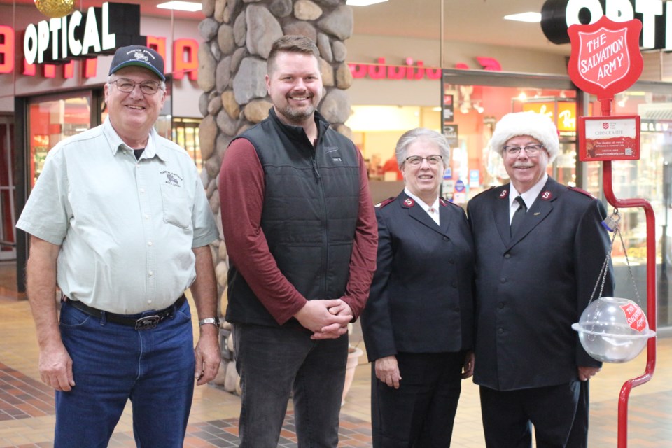 salvation-army-launches-kettle-campaign