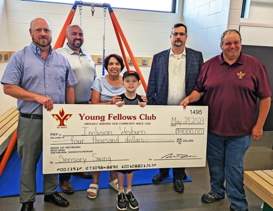 ygfellows-donation-6516