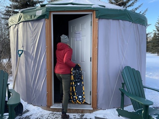 Camp-Easy Yurt in Echo Valley Provincial Park