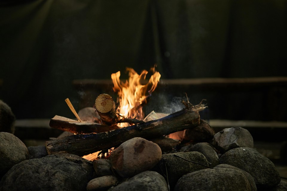 campfire-0525