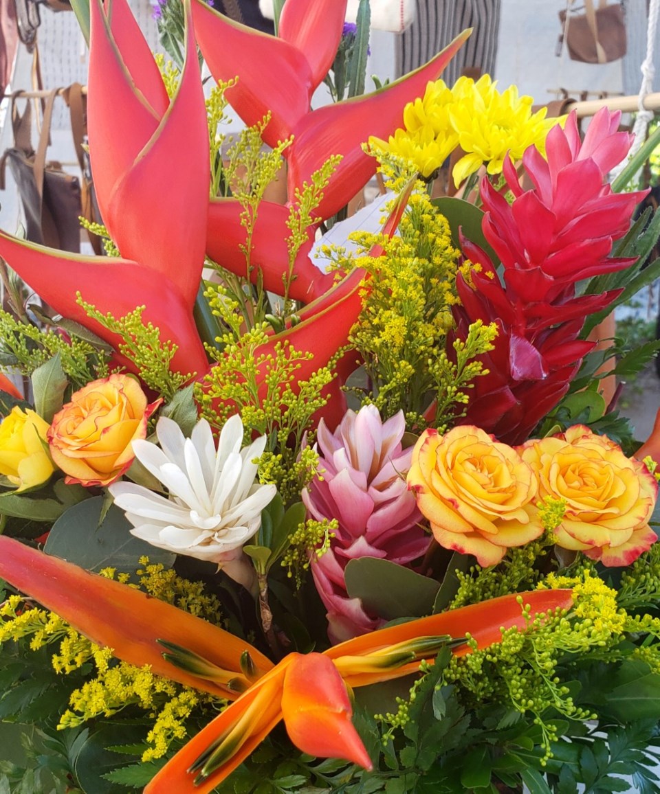 cut-flower-arrangement-large