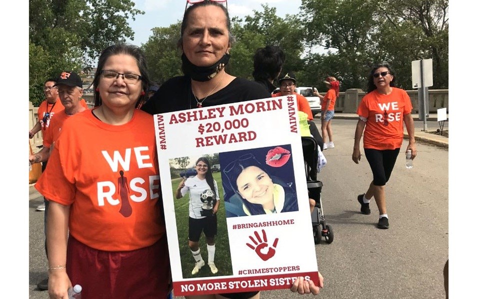 ashleymorinmom-kristafox112