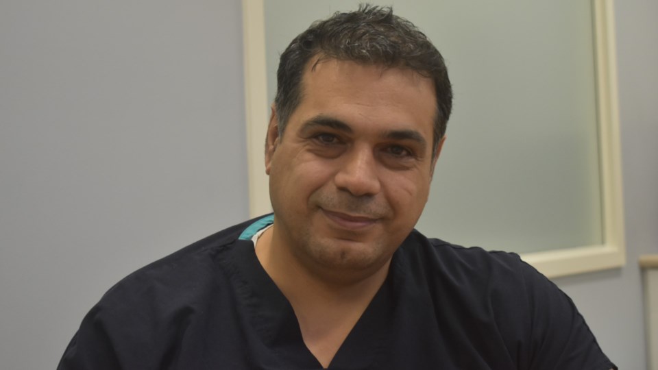 Dr Nader Fereydonyan