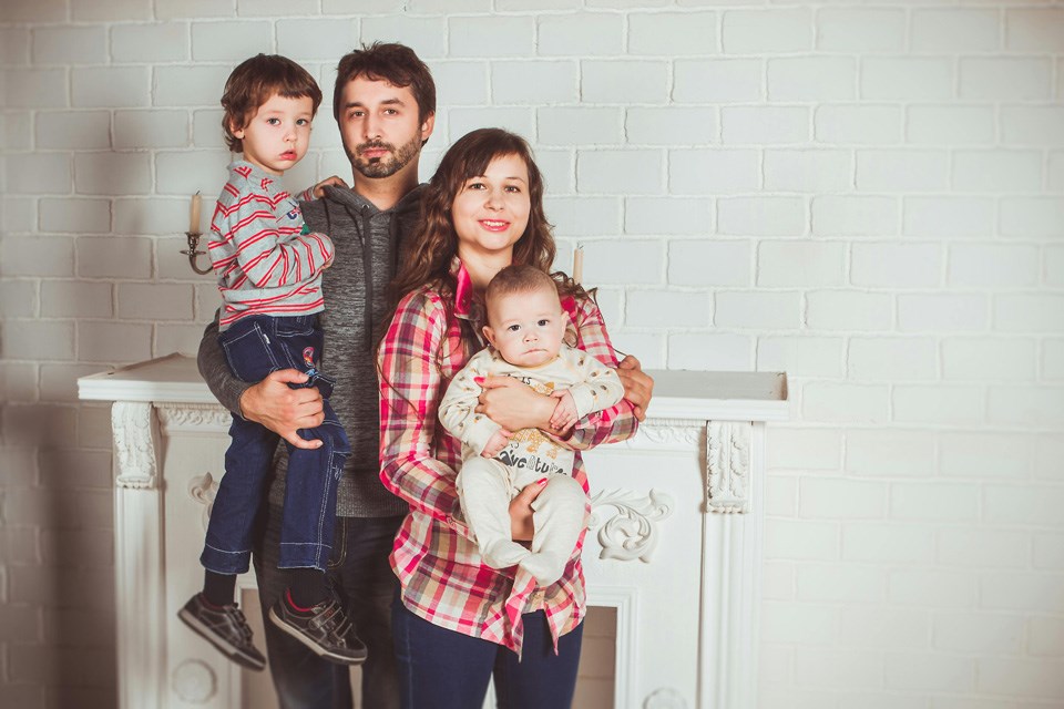 family-group-0425