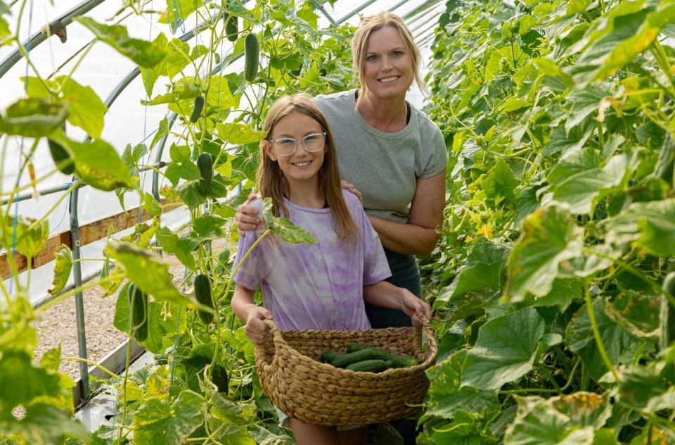 marilyn-simons-and-daughter