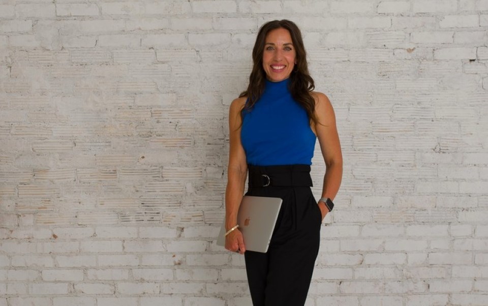 Olivia Chadwick is a mental performance coach, personal trainer, speaker, and hosts the She Knew Better podcast.