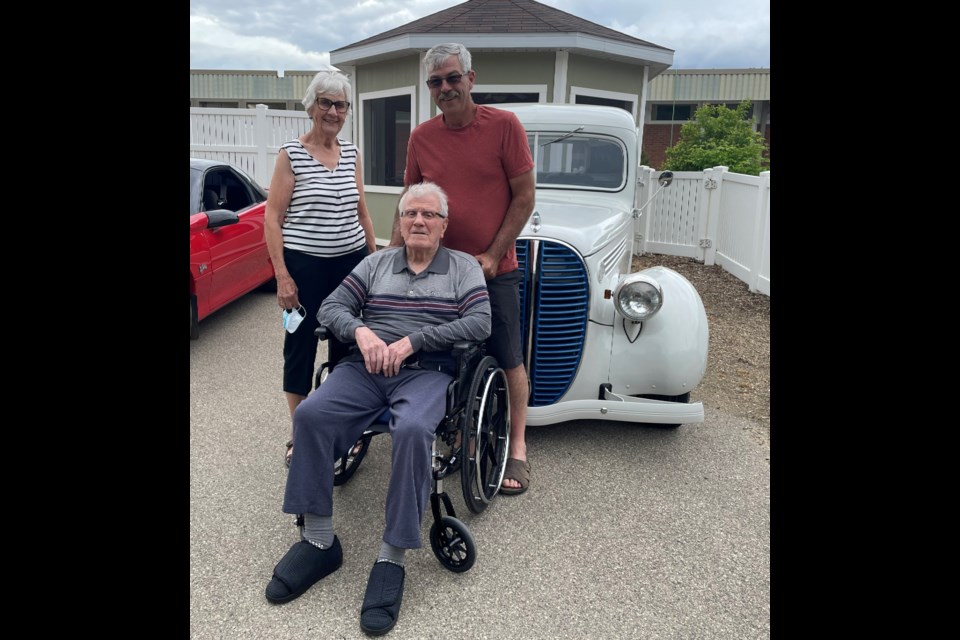 Resident Bill Batty, wife Ruth and son Al