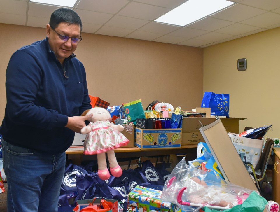 stc-ewc-donations-1