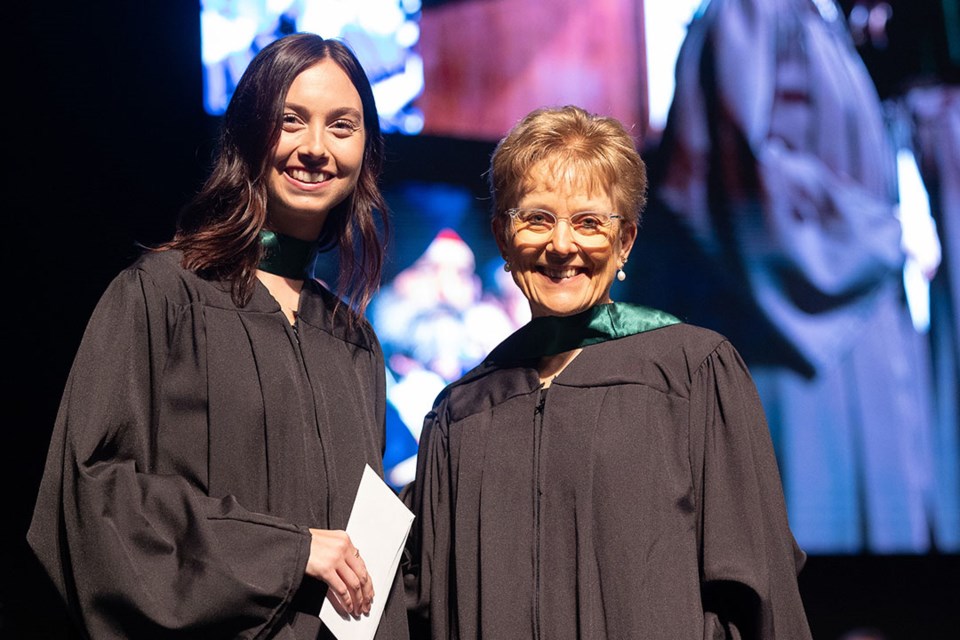 teagan-holt-marilyn-baetz-convocation-web2
