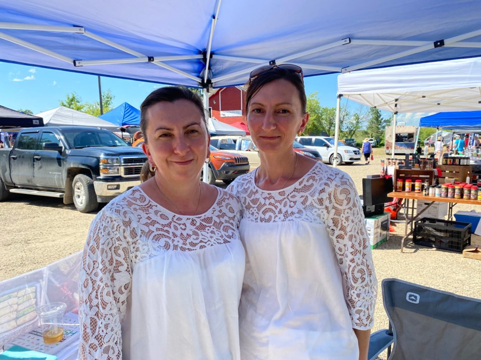 Ukraine Sisters in Kisbey