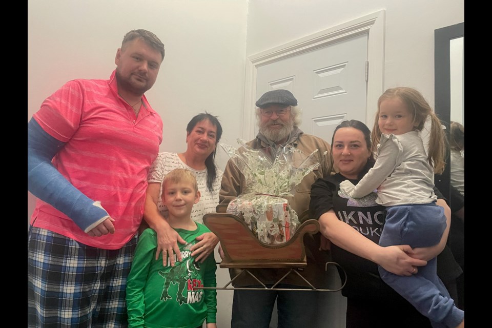 Eric Pye and his friends from Crystal Lake welcomed two Ukrainian families to Canora with gifts on their first Christmas in their new home in Canada.