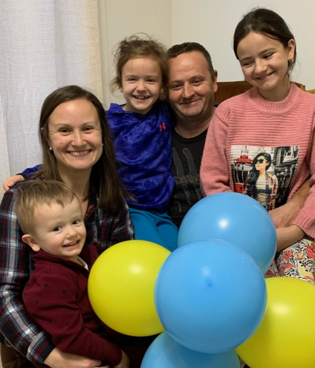 ukrainian-refugee-family(1)(1)