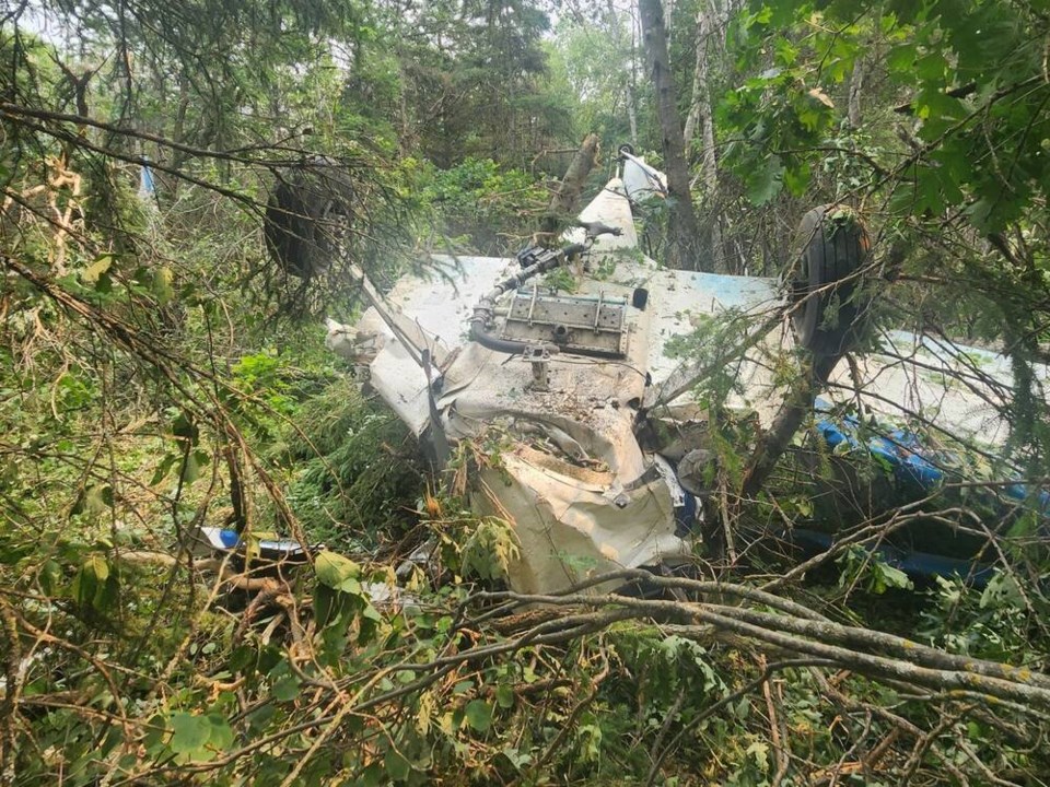 28019_web1_plane-crash-2