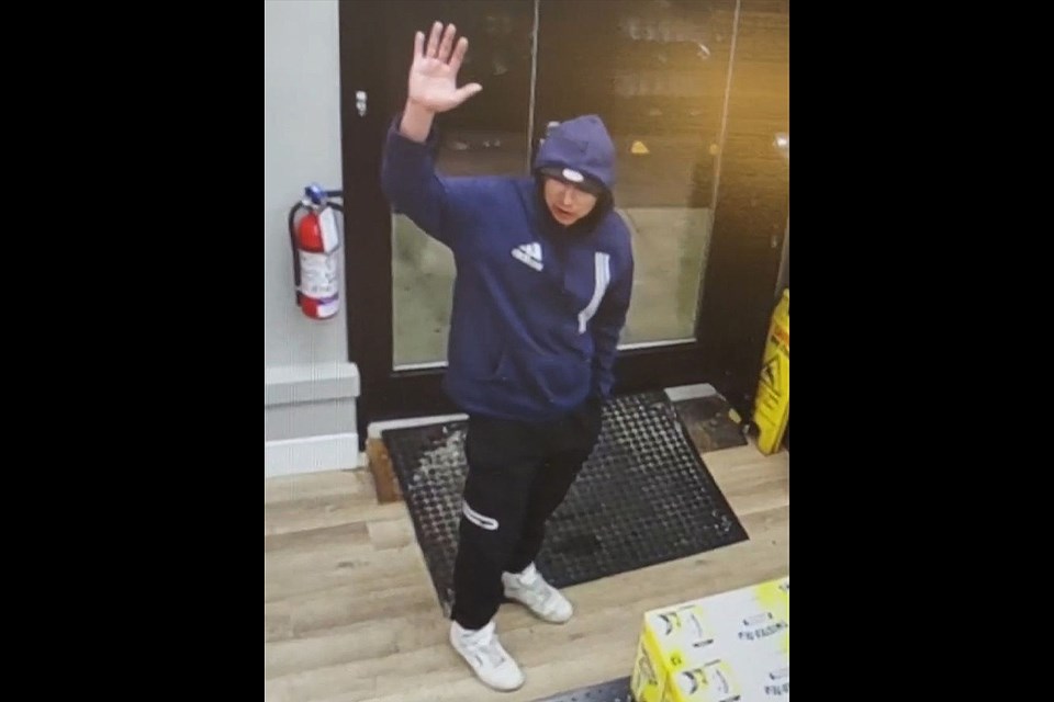 If you can identify this male, please click the 'Contact Us' button on the Saskatchewan Crime Stoppers Facebook page or call 1-800-222-8477 to leave an anonymous tip.