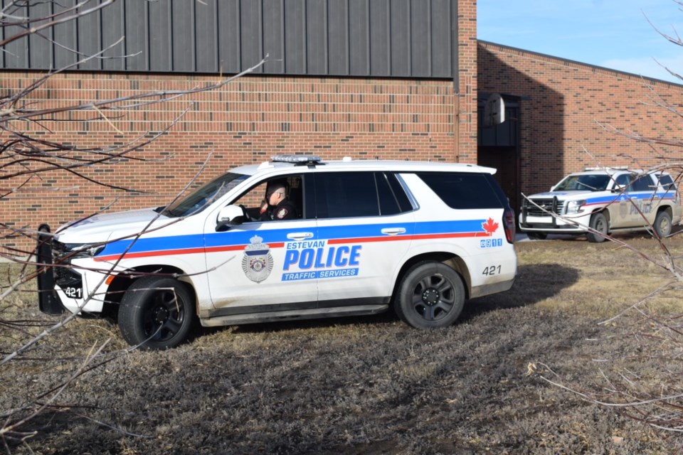 Estevan Weyburn Police joint training 1