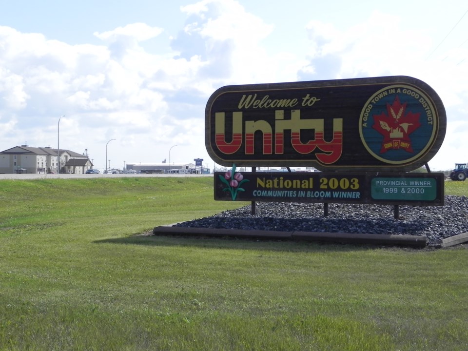 TOWN OF UNITY SIGN WEST OF TOWN