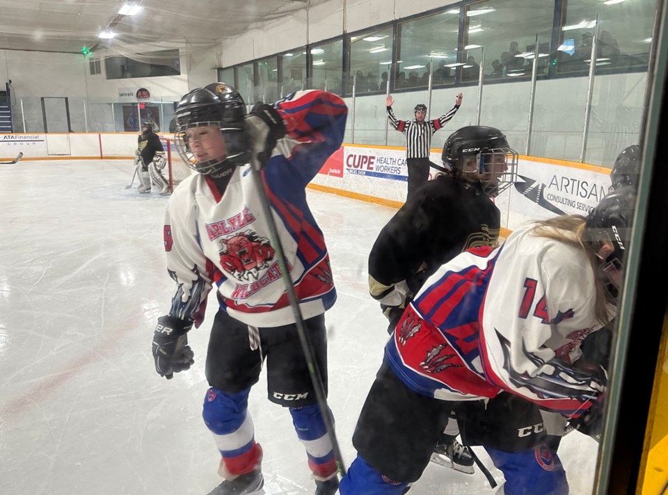 carlyle-wildcats-u18-female-hockey