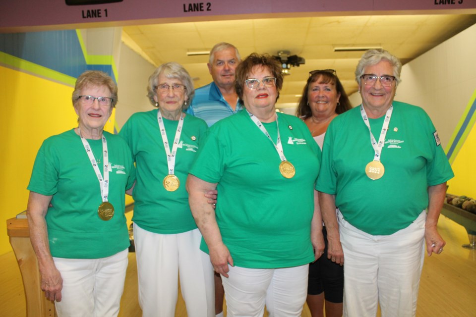 Carnduff Bowling Golden Girls