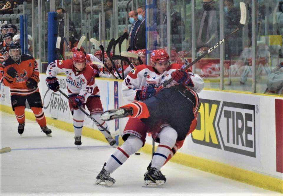 Summerside Capitals Soo Thunderbirds pic