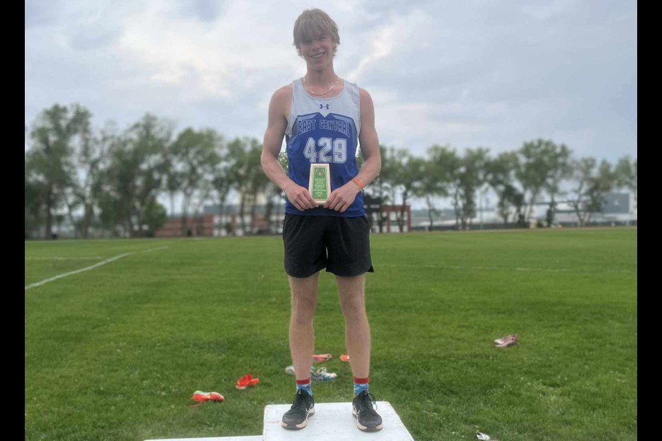Colby Halliday struck gold in triple jump, silver in long jump and posted top-10 finishes in both the 100m and 200m sprints, his showing earned him the senior boys aggregate award, recognizing the category’s top point-scorer.