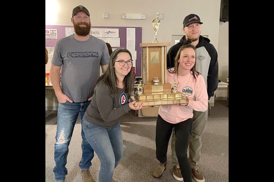 Winners of the A division, and the Wally Price and Joe Liefso trophy included Tess Ariss, Ryder Pickens, Kristin Karst, and Kurt Speir.