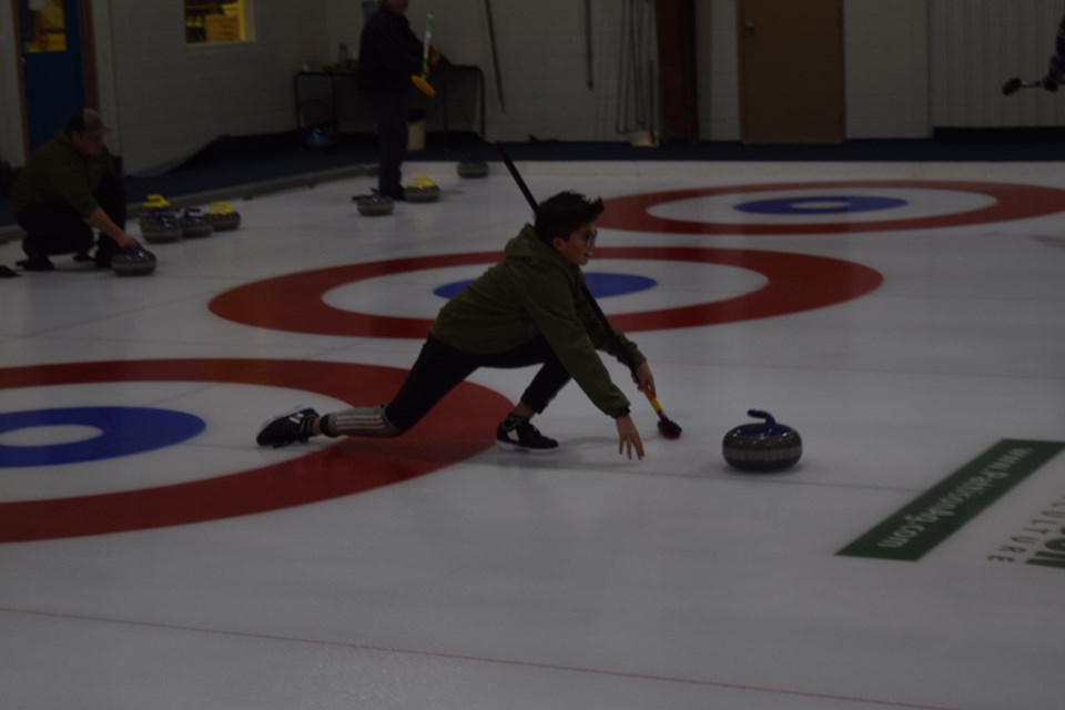 Curling Youth