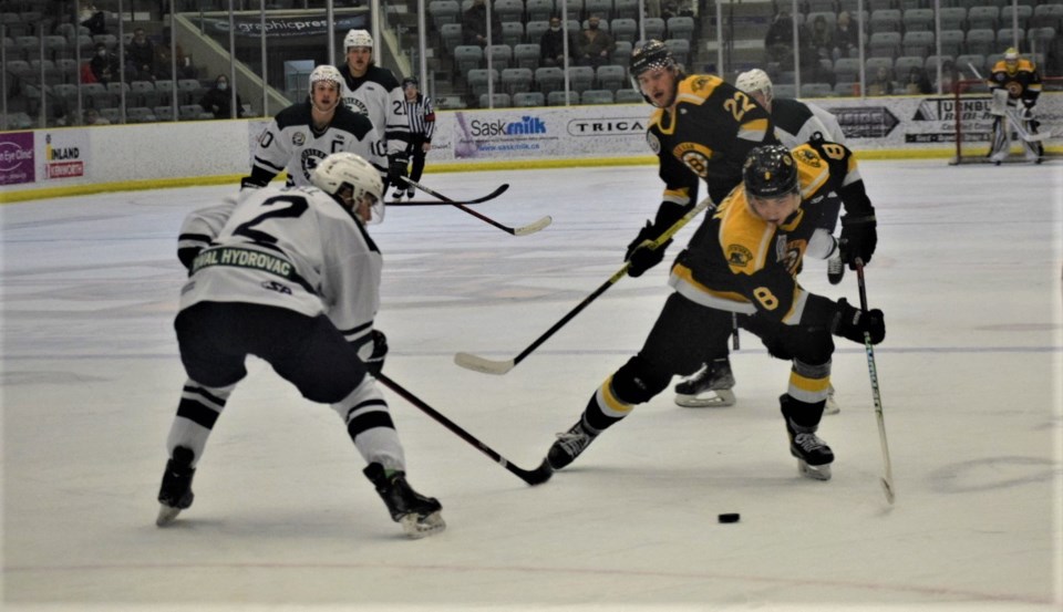 Estevan Bruins  Olivier Pouliot