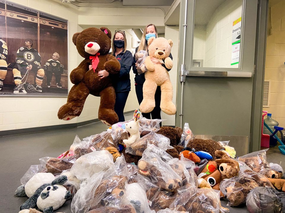 Estevan Bruins Teddy Bear Toss Jan 2022