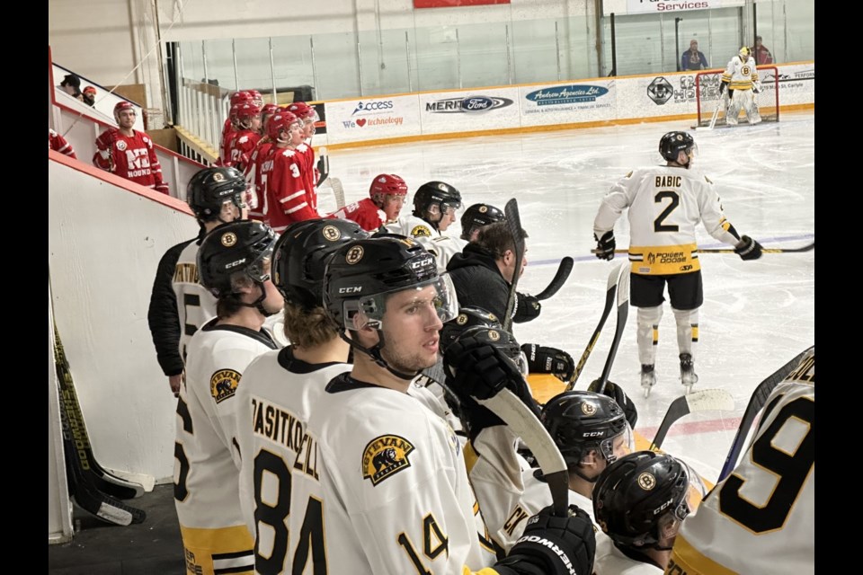 The Estevan Bruins faced the Notre Dame Hounds Wednesday night in Carlyle. 