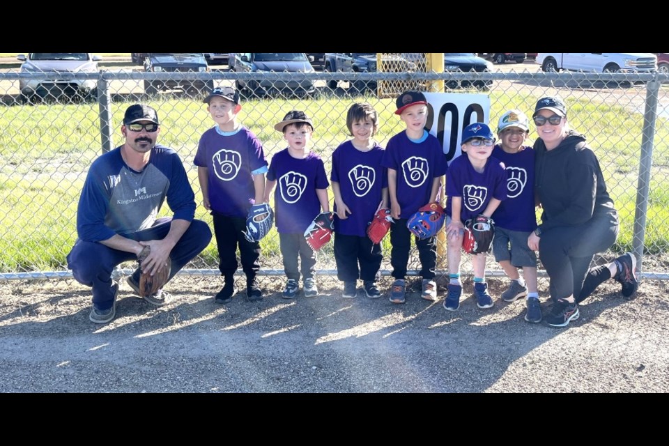 JUNIOR RALLY CAP ESTEVAN TEAM 3
Coaches:  Kelly & Jody Vatamaniuck
Team:  Wyatt Vatamaniuck, Emmett Vatamaniuck, Maddux Friess, Ezra Benning, Miller Casemore, Hudson Tetreault, Ben Samson