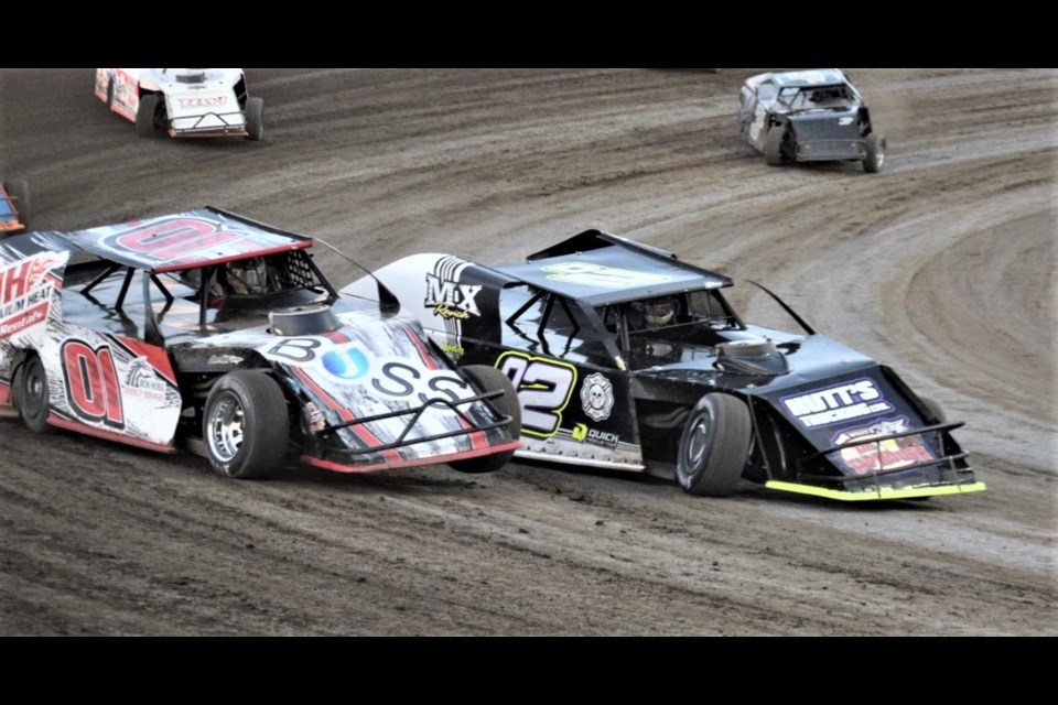 Kody Scholpp (02), pictured here duelling with Joey Galloway, won the modified championship by one point. 