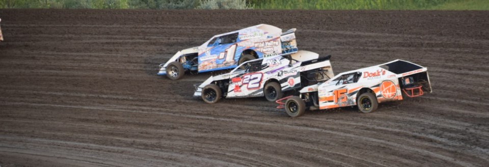 Estevan Motor Speedway July 22 2022 pic 2