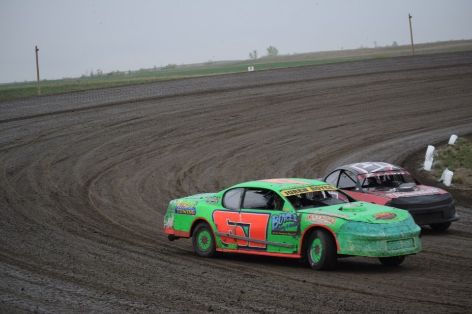 estevan-motor-speedway-may-20-stock-cars