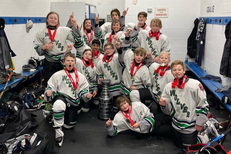 estevan-tower-wolves-win-in-moose-jaw