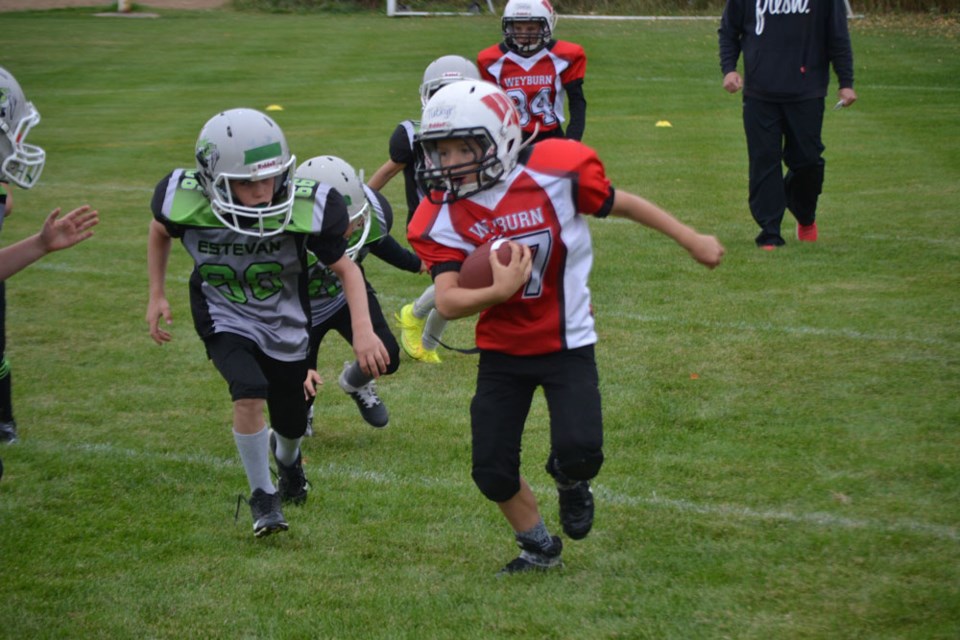 Defenders from the Estevan Power Dodge U10 Cudas close in on a Weyburn opponent during Sunday’s jamboree.