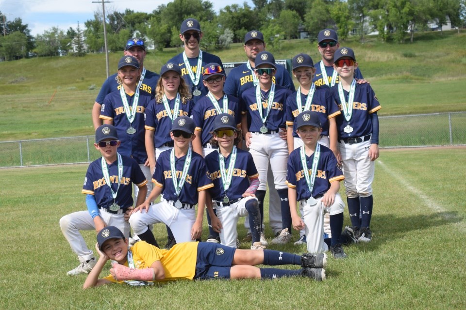 estevan-u11-aaa-brewers-silver