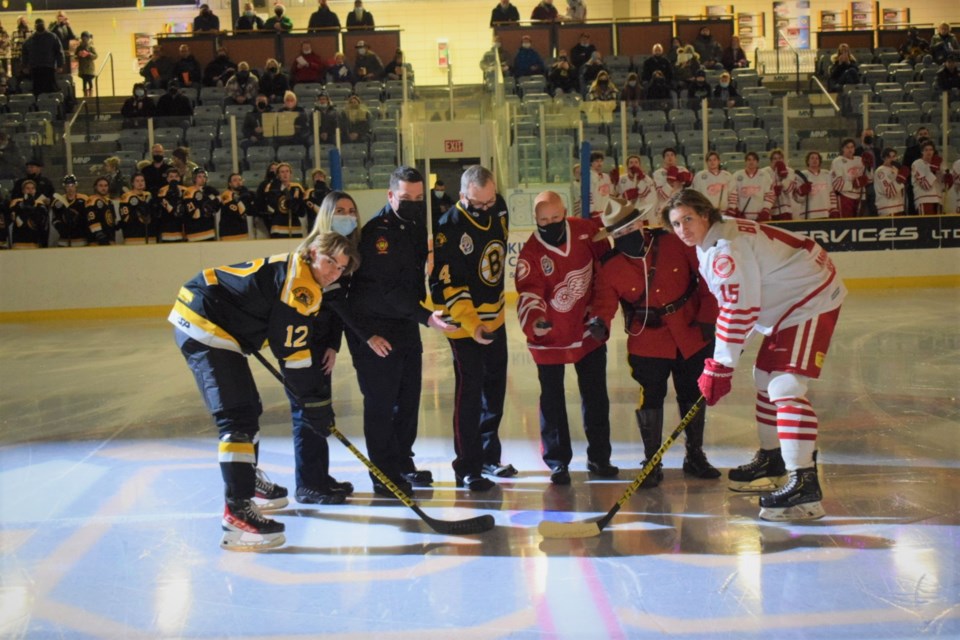 Highway 39 Cup Bruins Wings pic