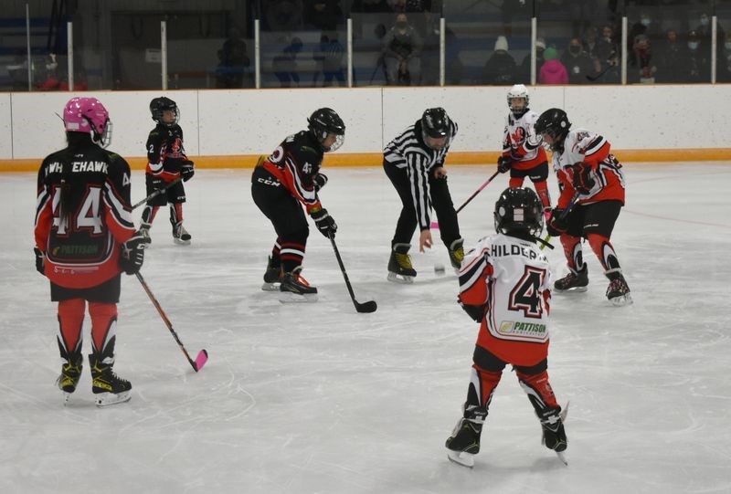 The Broda Sportsplex was filled with non-stop action as players of all ages from the Kamsack Minor Hockey teams enjoyed a day dedicated to celebrating the sport. This mid-morning face-off on November 27 saw the Kamsack U9 Team 1 take on the Kamsack U9 team 2.