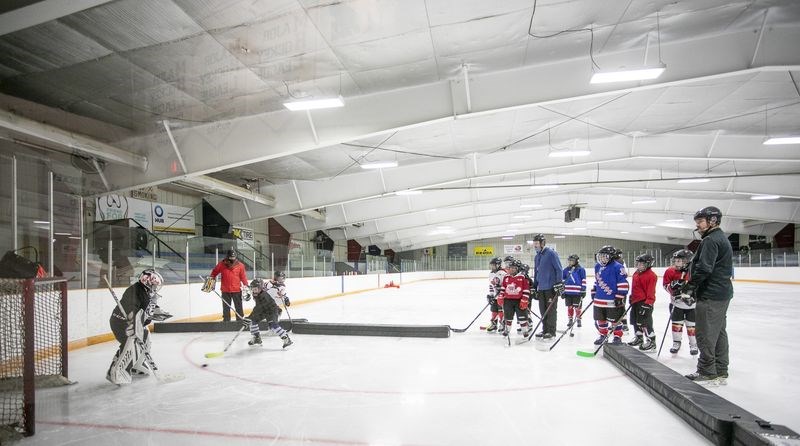 Over the course of the season, once a month, the players will focus on specialized instruction in power skating with the Edge 2 Edge Program, hosted by Advanced Hockey Canada Skills Coach Casey O'Brien.