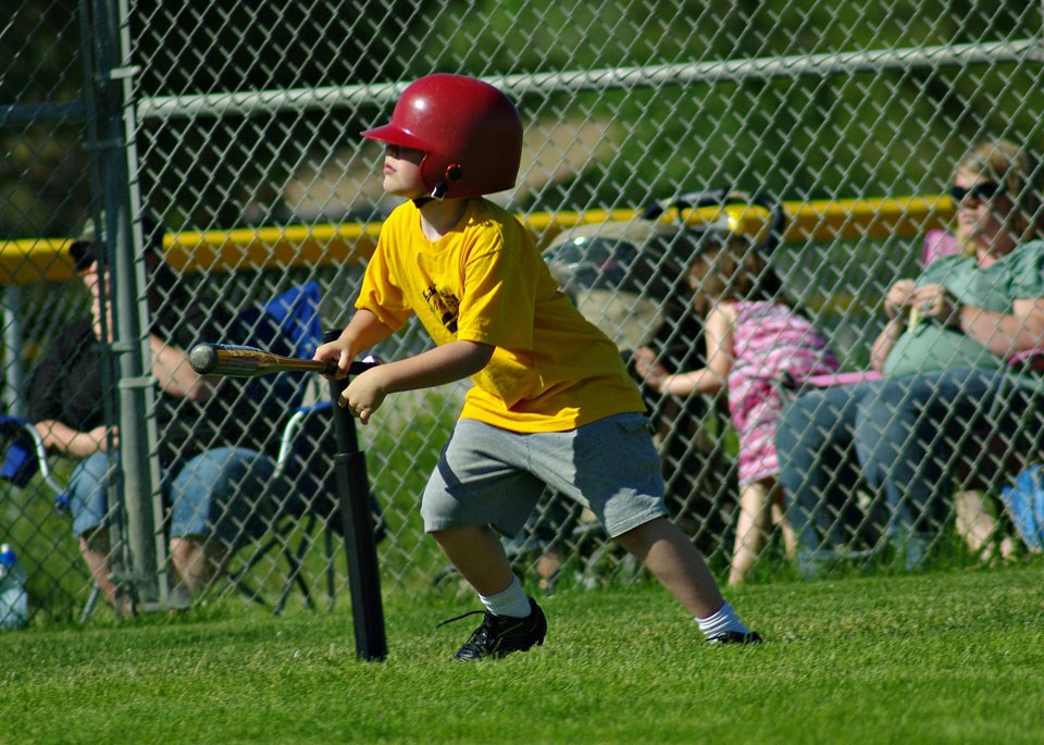 kids-baseball