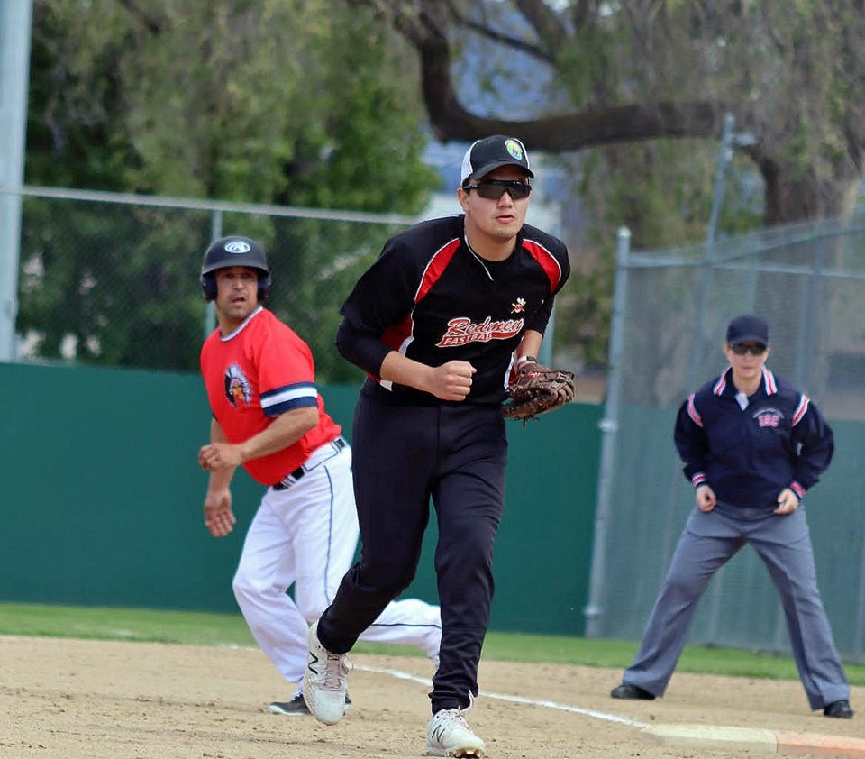 logan_tanner_softball