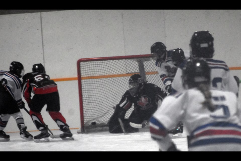 Kamsack Flyers Triumph Over Preeceville Pats in U13 Hockey Showdown