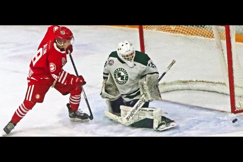 A shot close in by Red Winger Jakob Kalin was just deflected wide in this play on the Klippers net.