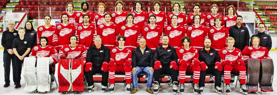 red-wings-team-pic