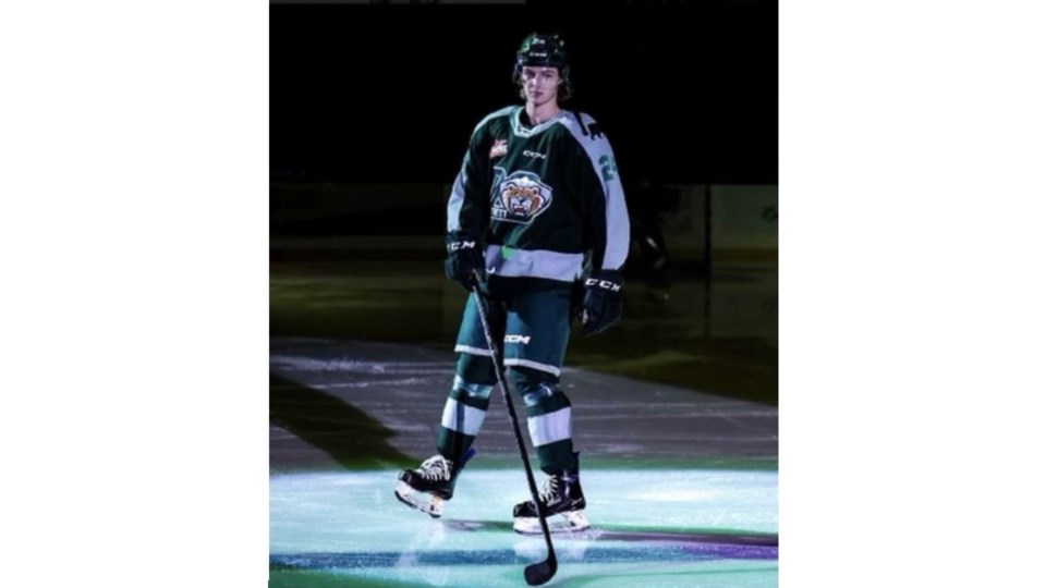 tarin-smith-everett-silvertips