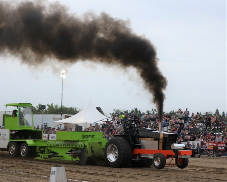 Trucks pulls Sat June 19 5