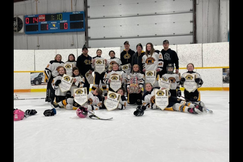 The Estevan U11 Bearcats female hockey team won a bronze medal at a recent tournament in Estevan. 