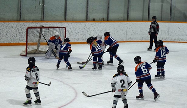 The U11 Canora/Preeceville players had plenty of pressure on the Norquay net throughout the game at the Canora tournament on March 2, but couldn’t quite catch up in the third period.