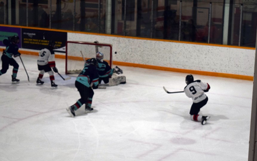 Bryker Smith of Sturgis scored a pair of third period goals to spark the U18 Canora Cobras to a hard-fought 6-3 win over the Esterhazy Flyers on Dec. 17.