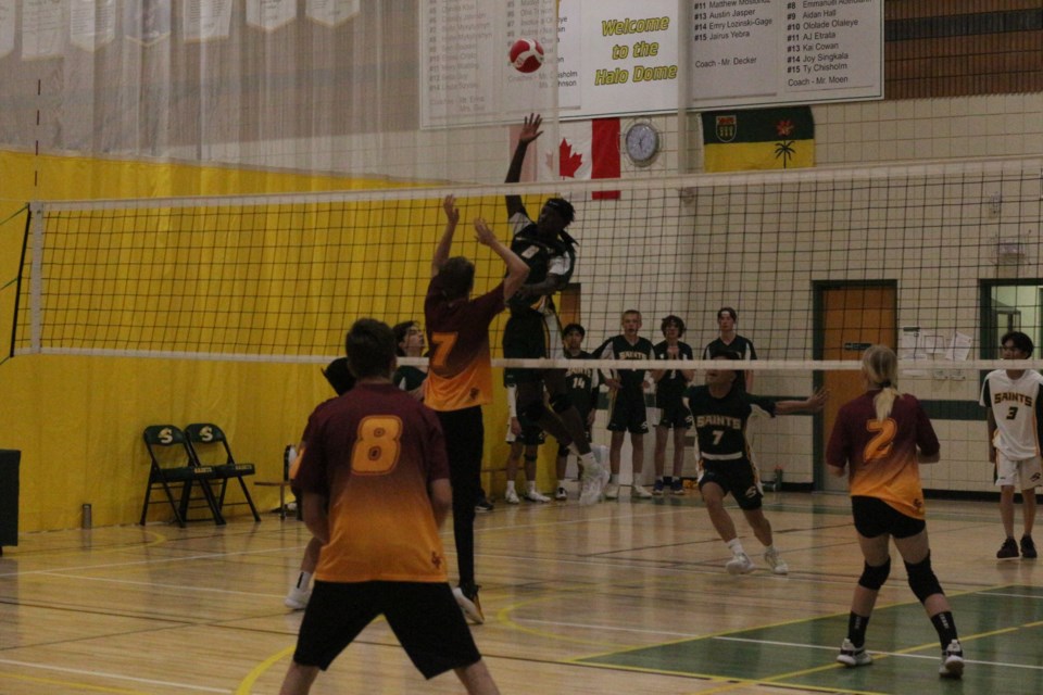 Eight teams competed in the round robin event the event, including Sacred Heart, Yorkton Regional, Langenburg, Melville, Sturgis, Esterhazy, Kelvington and Carlyle.